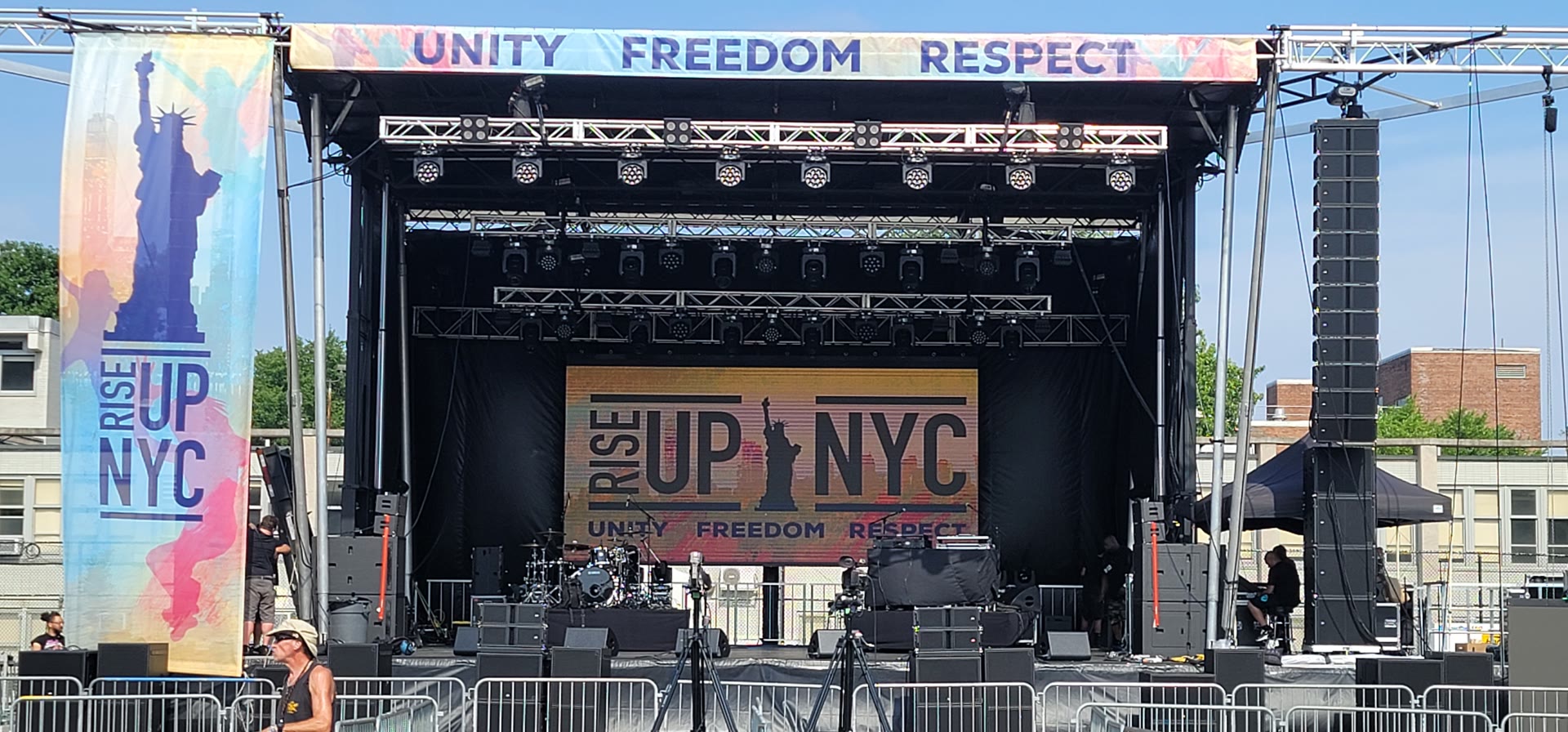 Rise Up NYC — gallery view 04