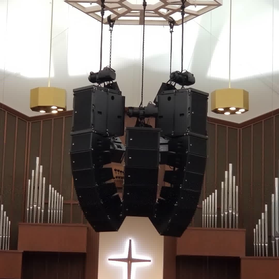 Brentwood Baptist Church — gallery view 01